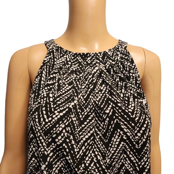 WHBM Sleeveless Tank Top - Picture 2 of 11